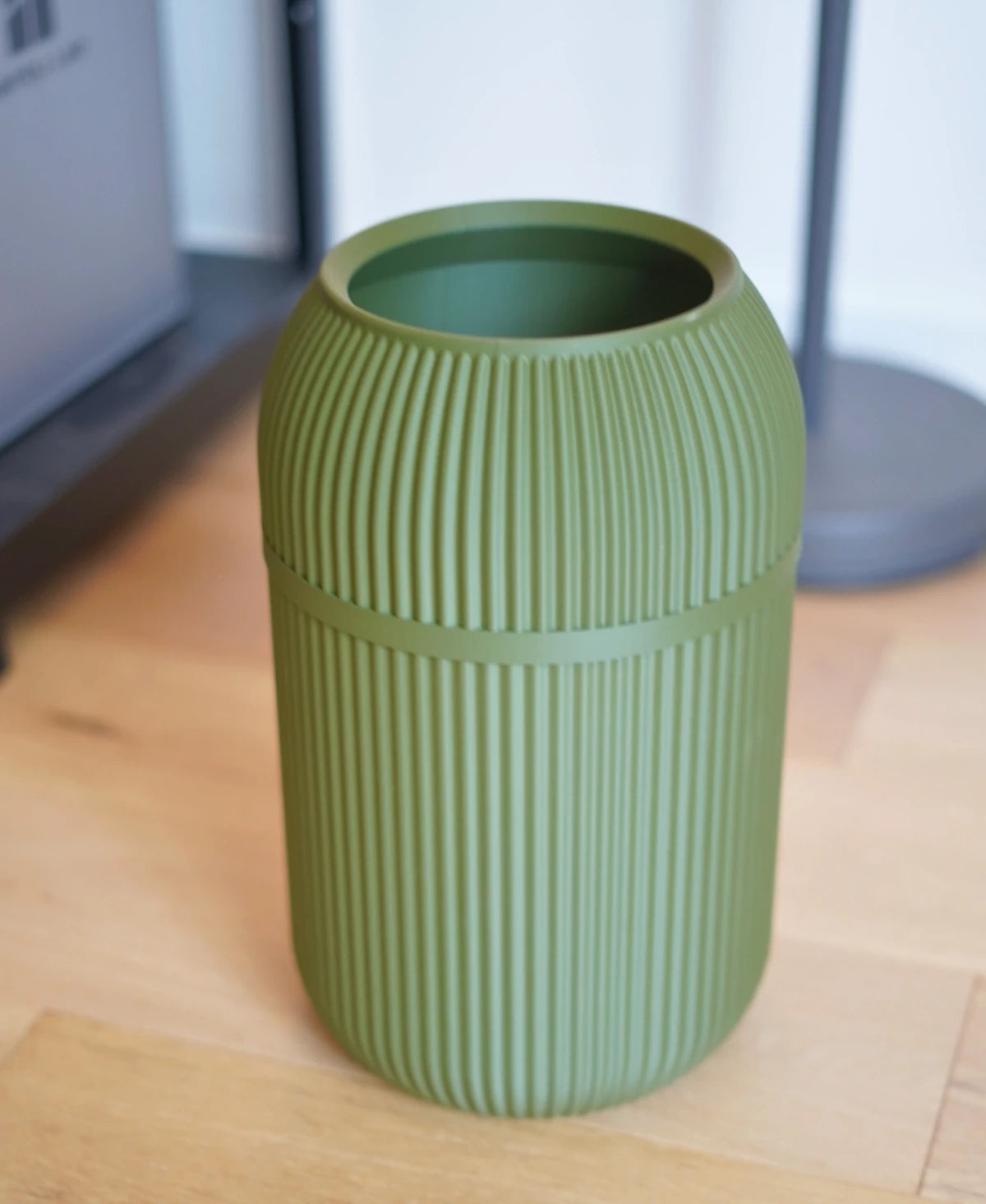 Fern Trash Bin