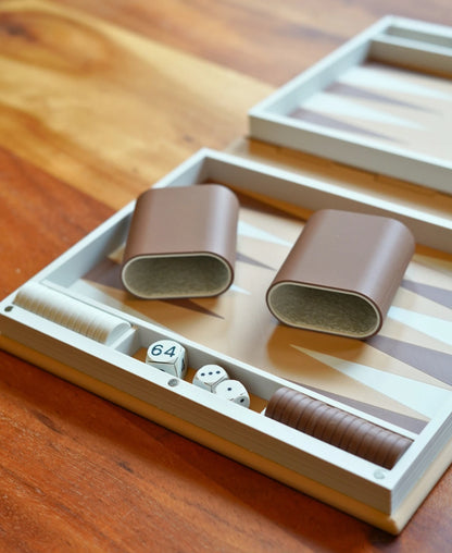 Book Game: Backgammon